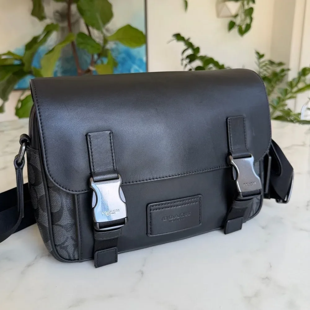 Coach Track Crossbody In Signature Canvas & Leather Messenger Bag C3747 Black